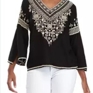 Chelsea & Theodore Black Boho Embroidered Peasant with Bell Sleeve Size Large